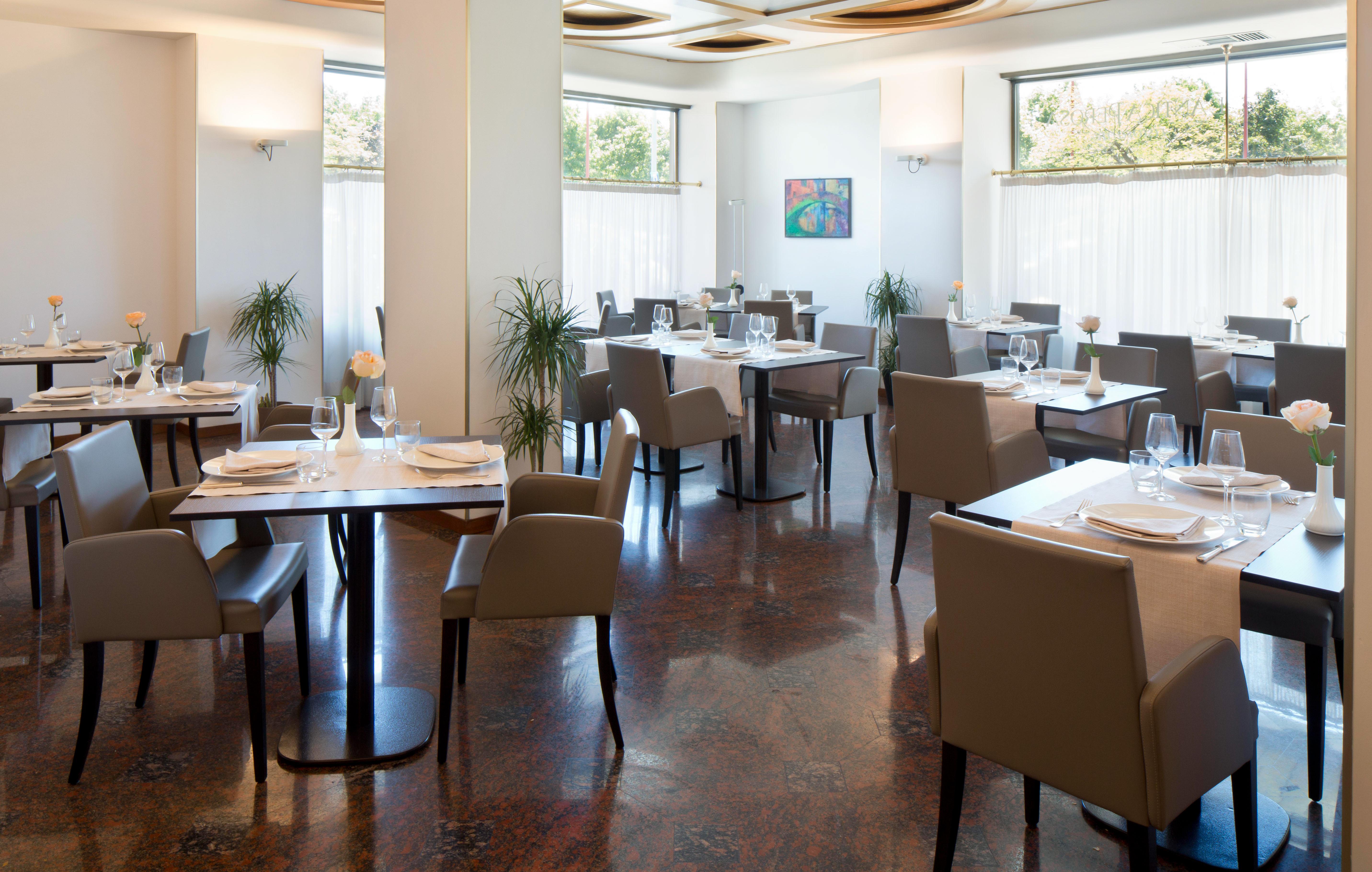 Starhotels Cristallo Palace Bergamo Exterior foto