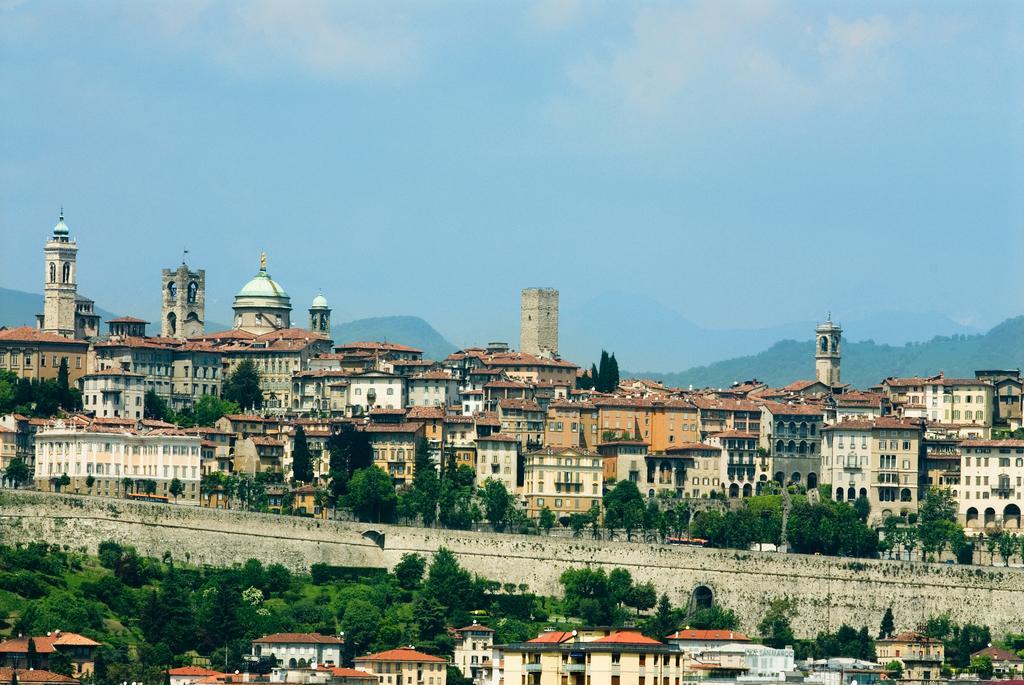 Starhotels Cristallo Palace Bergamo Exterior foto